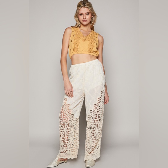 876. POL Straight Leg Pants Cream Crochet Resort Elastic Waist Band - Picture 2 of 4
